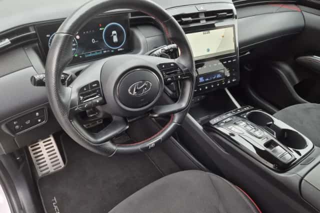 Hyundai Tucson (2022) thumbnail 16