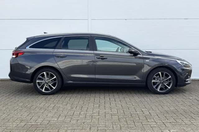 Hyundai i30 (2022) thumbnail 18