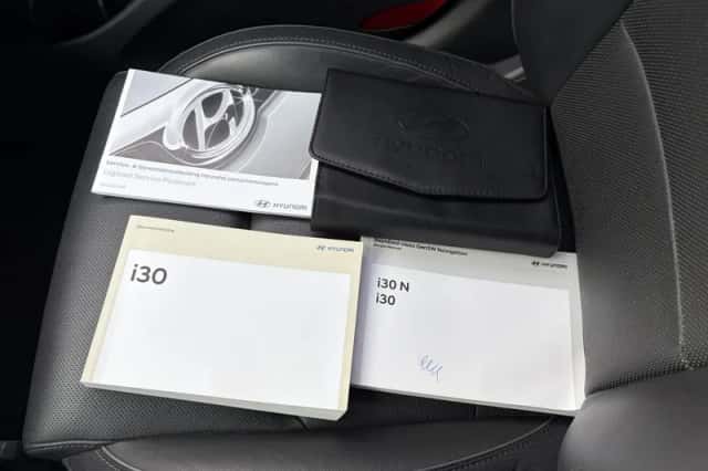 Hyundai i30 (2022) thumbnail 5