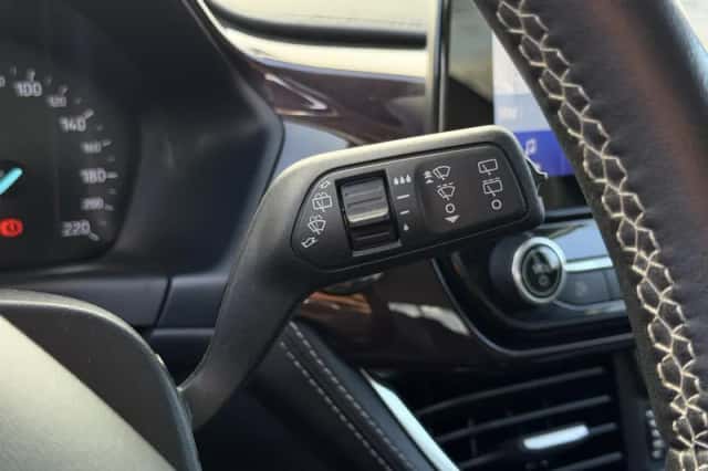 Ford Fiesta (2019) thumbnail 32