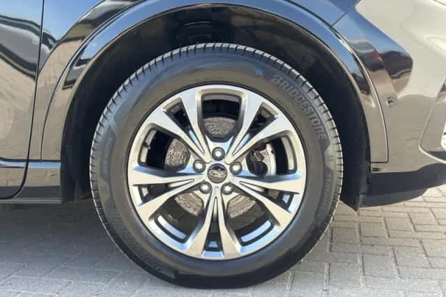 Ford Kuga (2023) thumbnail 16