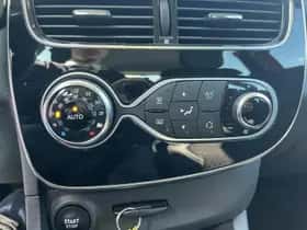 Renault Clio (2019) thumbnail 40