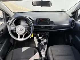 Kia Picanto (2018) thumbnail 5