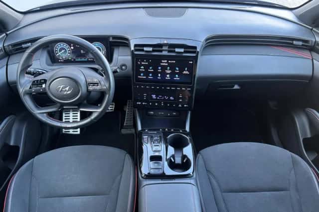 Hyundai Tucson (2024) thumbnail 2