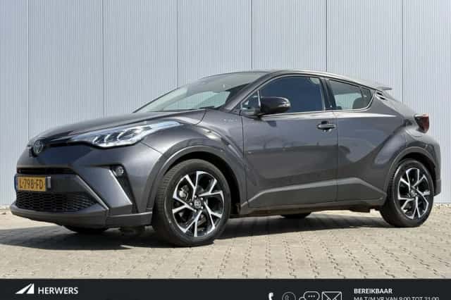 Toyota C-HR (2021) thumbnail 1