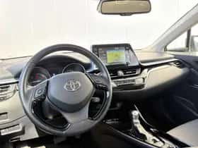 Toyota C-HR (2021) thumbnail 23