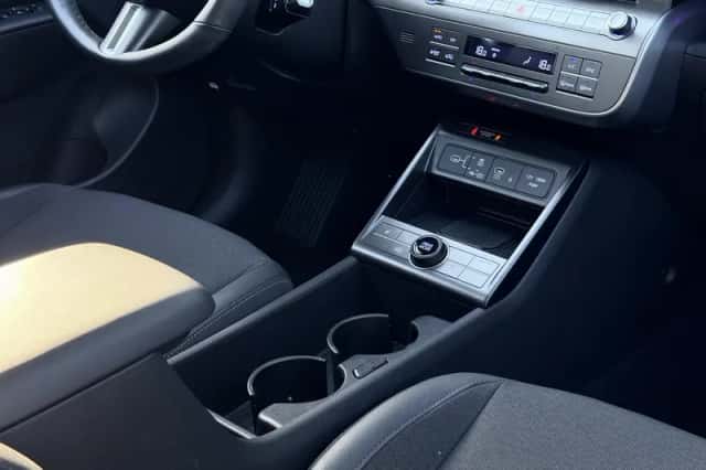 Hyundai Kona (2025) thumbnail 17