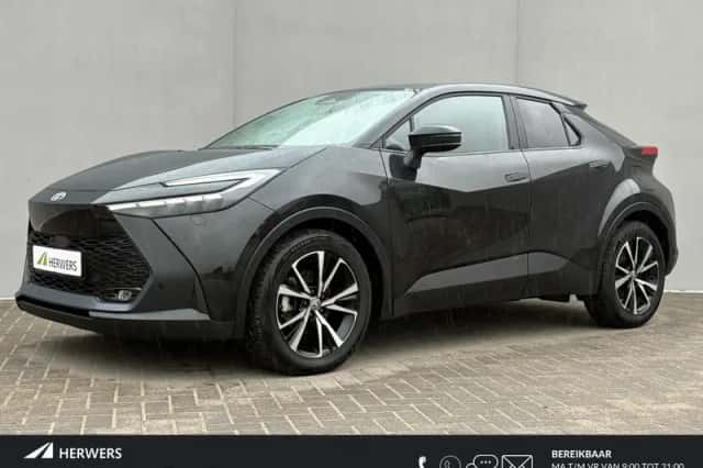 Toyota C-HR (2025) thumbnail 1