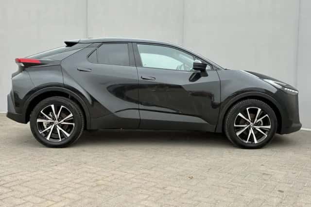 Toyota C-HR (2025) thumbnail 12
