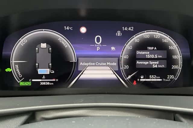 Toyota C-HR (2025) thumbnail 16