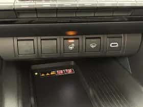 Toyota C-HR (2025) thumbnail 33