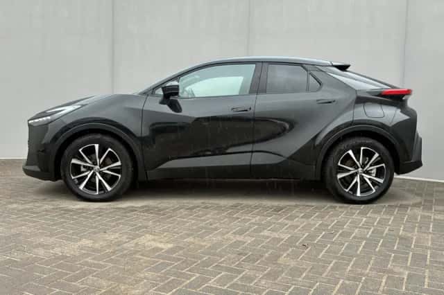 Toyota C-HR (2025) thumbnail 9