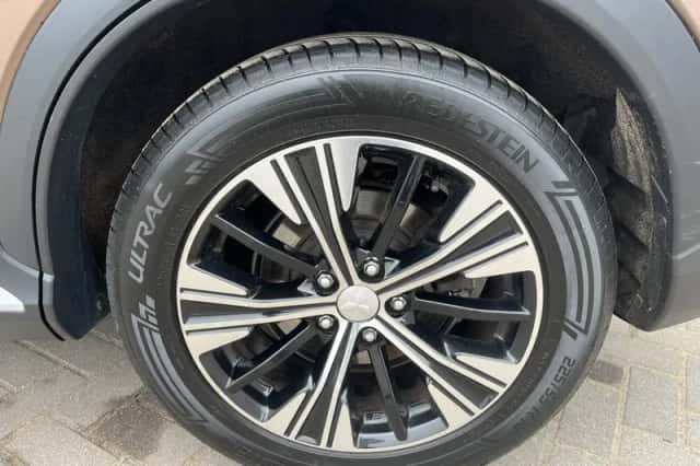 Mitsubishi Eclipse Cross (2019) thumbnail 15