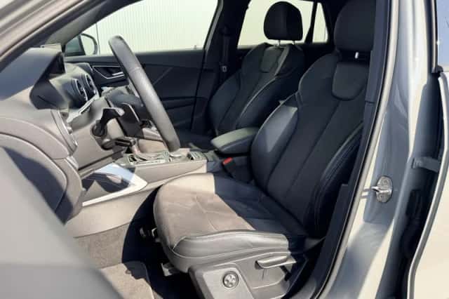 Audi SQ2 (2019) thumbnail 9