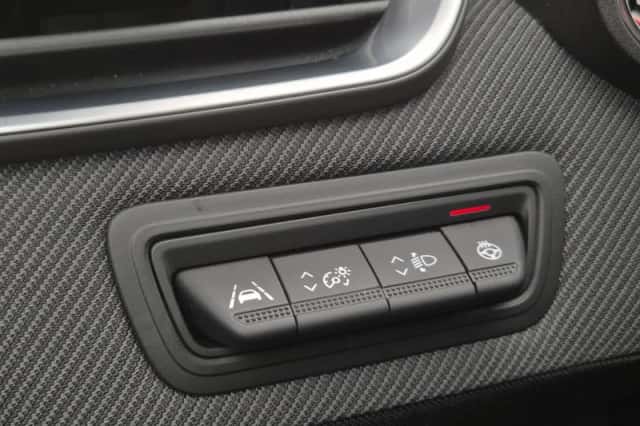 Renault Clio (2024) thumbnail 7
