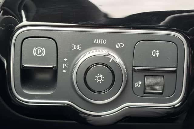 Mercedes-Benz A-Klasse (2023) thumbnail 21