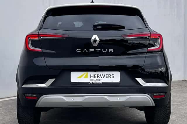 Renault Captur (2023) thumbnail 37