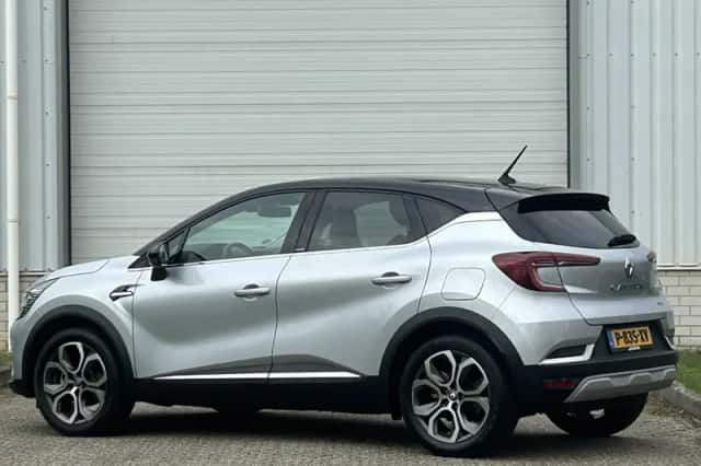 Renault Captur (2021) thumbnail 18