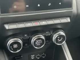 Renault Captur (2021) thumbnail 19
