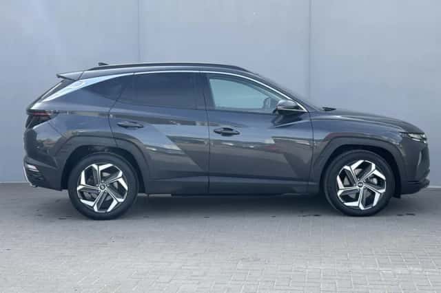 Hyundai Tucson (2021) thumbnail 18