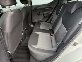 Nissan Micra (2018) thumbnail 8