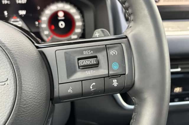 Nissan Qashqai (2023) thumbnail 11