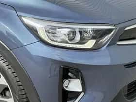 Kia Stonic (2018) thumbnail 29