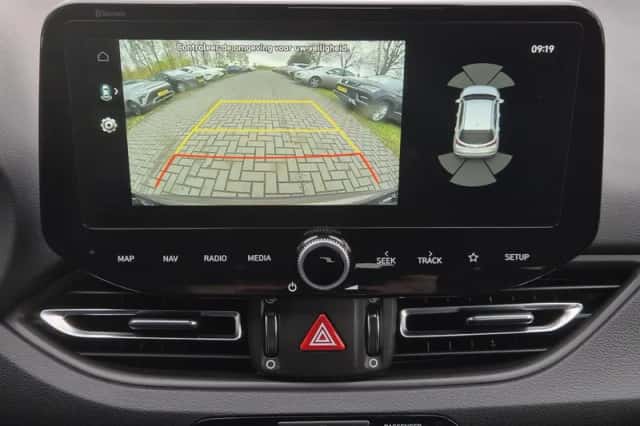 Hyundai i30 (2024) thumbnail 4