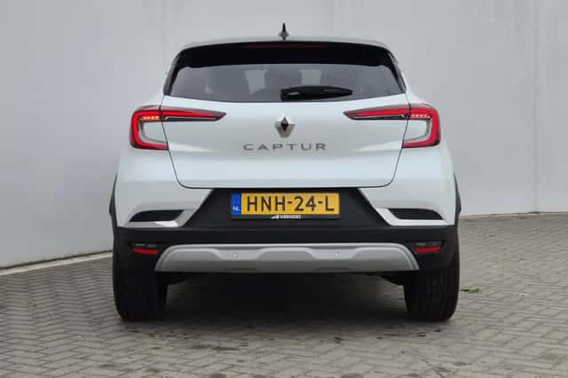 Renault Captur (2024) thumbnail 28