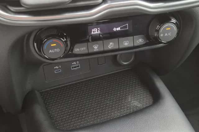 Nissan Juke (2025) thumbnail 24