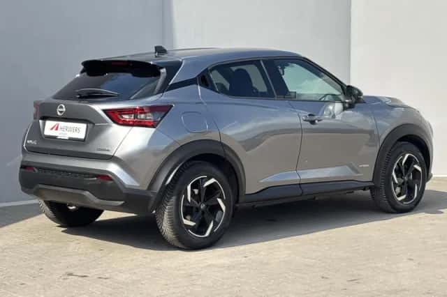 Nissan Juke (2023) thumbnail 3