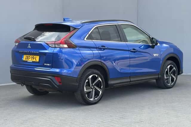 Mitsubishi Eclipse Cross (2022) thumbnail 3