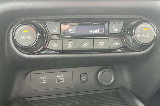 Nissan Juke (2025) thumbnail 4