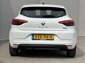 Renault Clio (2022) thumbnail 39