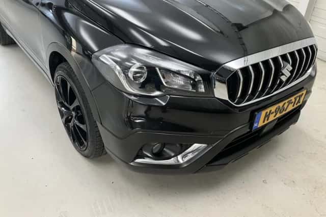 Suzuki S-Cross (2019) thumbnail 19
