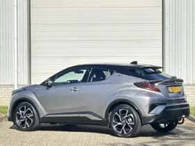 Toyota C-HR (2017) thumbnail 21