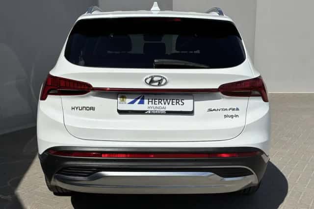 Hyundai Santa Fe (2022) thumbnail 38