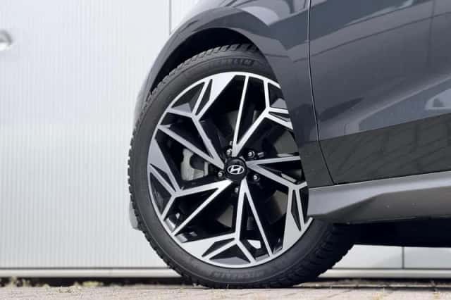 Hyundai Ioniq 6 (2023) thumbnail 42