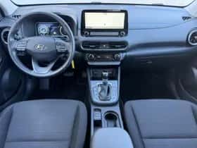 Hyundai Kona (2023) thumbnail 5
