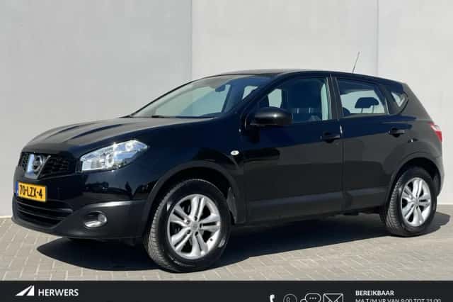 Nissan Qashqai (2010) thumbnail 1