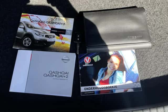 Nissan Qashqai (2010) thumbnail 14