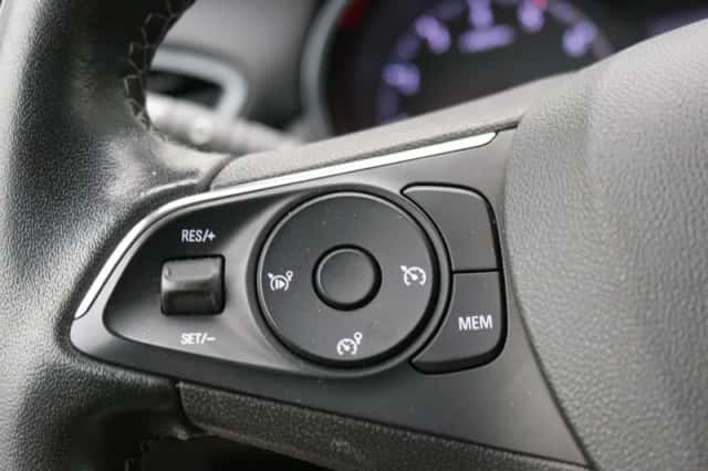 Opel Crossland (2023) thumbnail 31