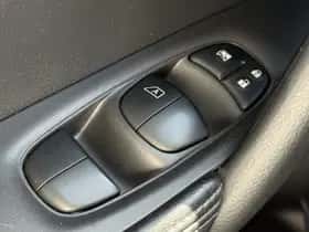 Nissan X-Trail (2016) thumbnail 33