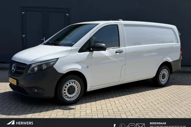 Mercedes-Benz Vito (2019) thumbnail 1