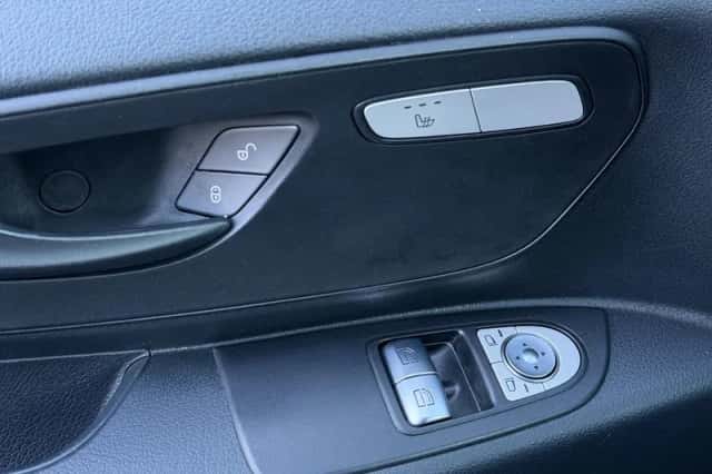 Mercedes-Benz Vito (2019) thumbnail 14