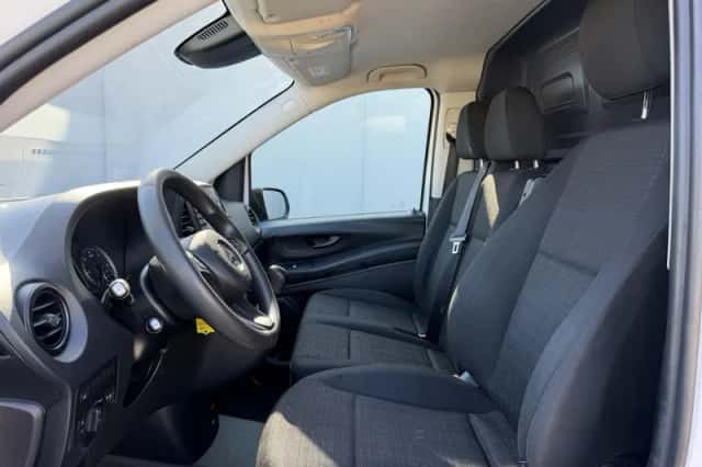 Mercedes-Benz Vito (2019) thumbnail 6