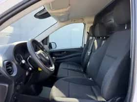 Mercedes-Benz Vito (2019) thumbnail 8