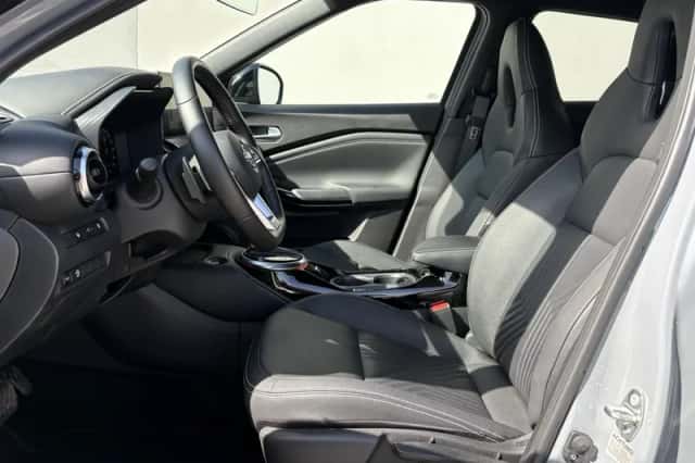 Nissan Juke (2024) thumbnail 8
