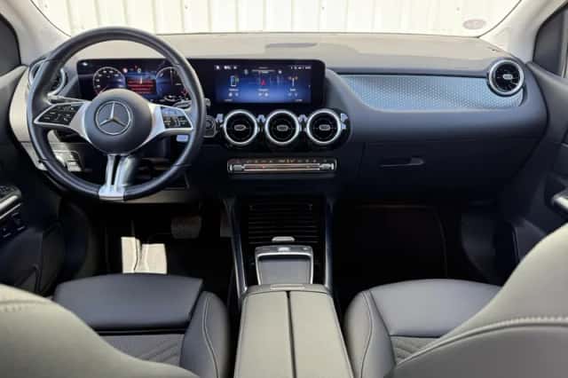Mercedes-Benz B-Klasse (2023) thumbnail 2
