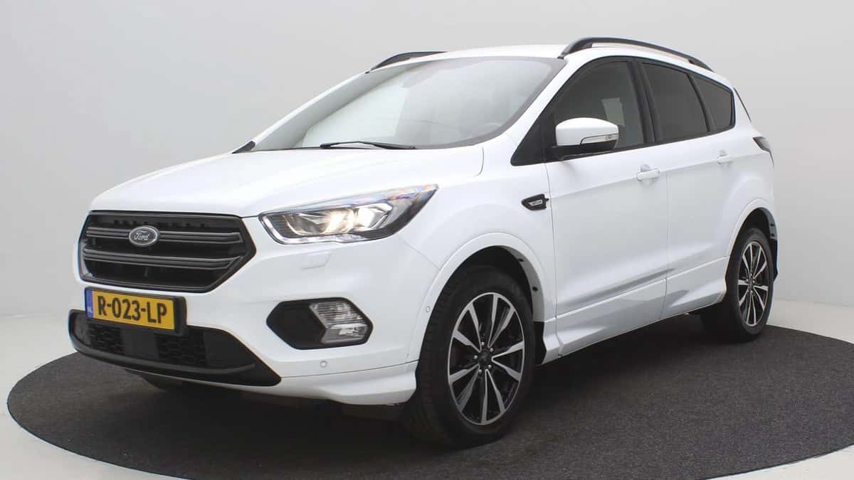 Ford Kuga (2018) — foto 1